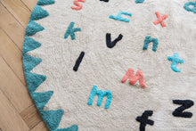 FAV 9 - Carpet Alphabet round